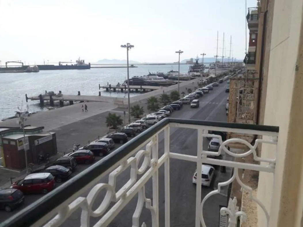 The Twins Rooms In Trapani 2 0*,  Italy
